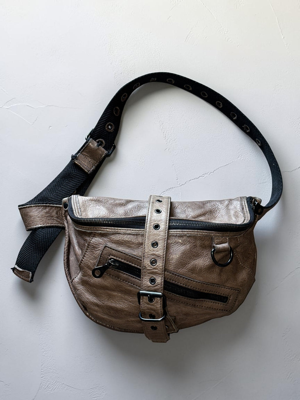 ZER Distressed Leather Utility Bag