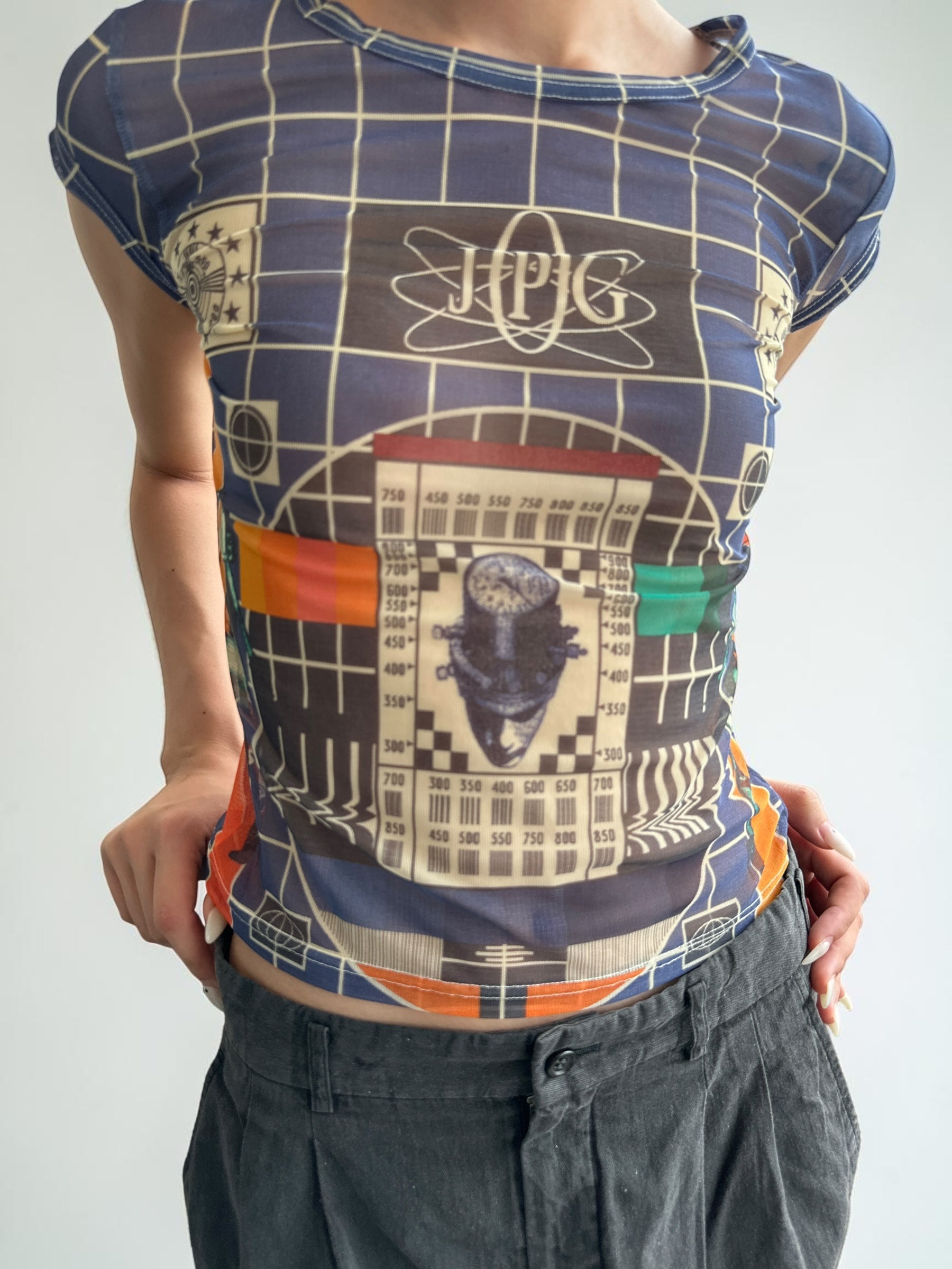 JPG Paris fall 1994 TV Tast Top
