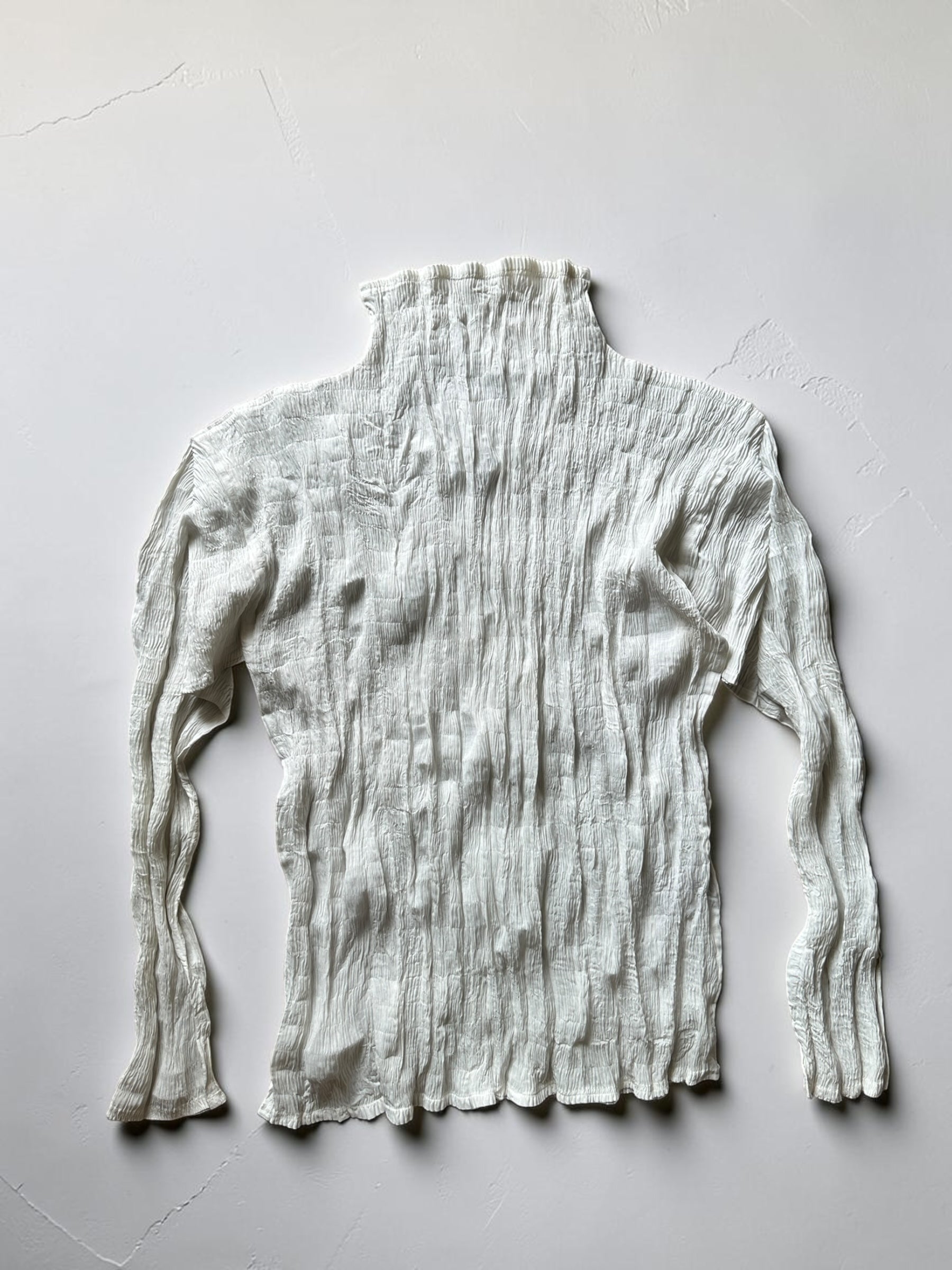ISSEY MIYAKE Spring 2004 white Wrinkle Pleated Long Sleeve