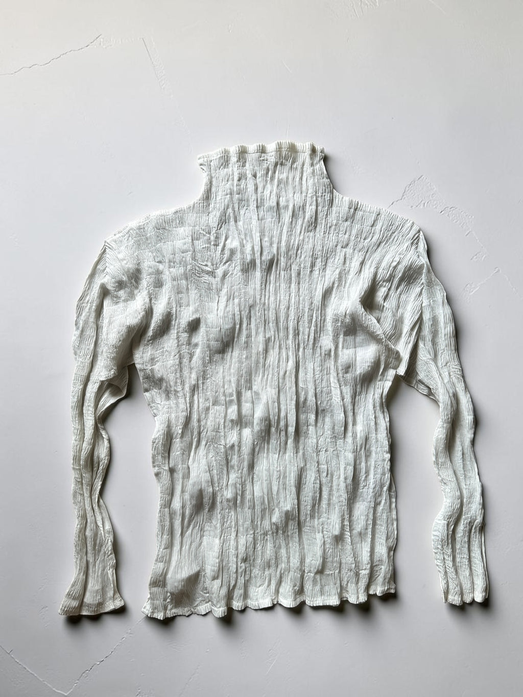 ISSEY MIYAKE Spring 2004 white Wrinkle Pleated Long Sleeve