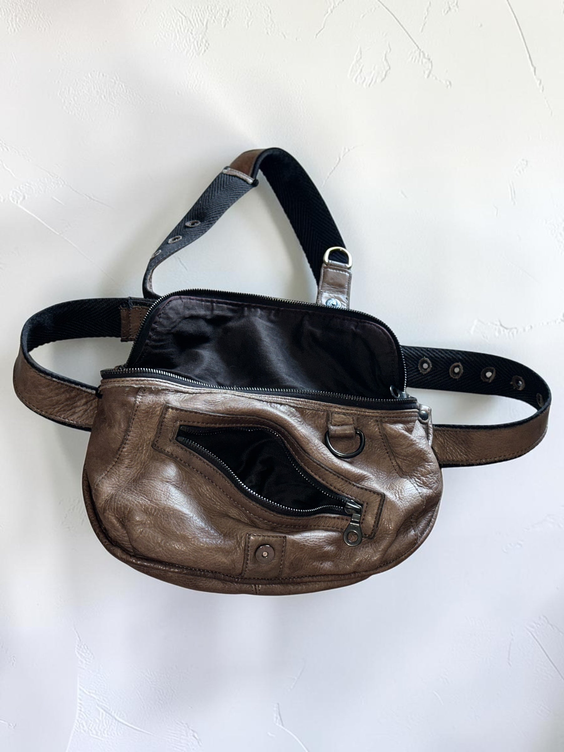 ZER Distressed Leather Utility Bag